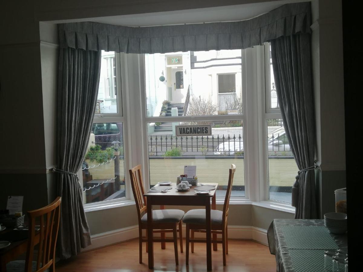 No 6 Quality Guesthouse ลันดิดโน ภายนอก รูปภาพ