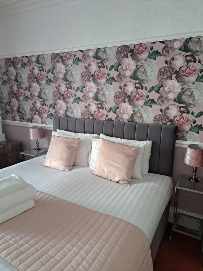 No 6 Quality Guesthouse ลันดิดโน ภายนอก รูปภาพ